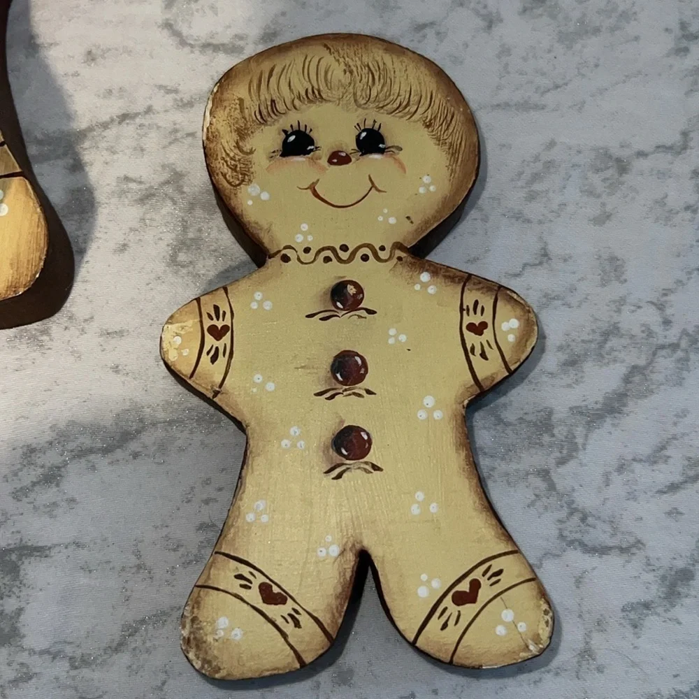 Vintage 1980s Set of 3 Wooden Hand Painted Gingerbread Family Stand Alone